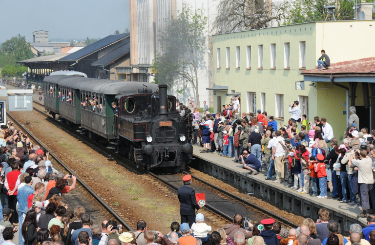 Parní vlak Turnov